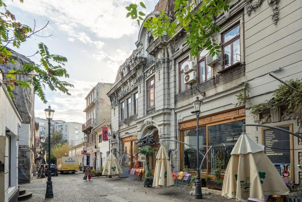 Maze Studio Old Town *